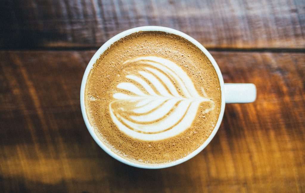 Can coffee stain veneers?